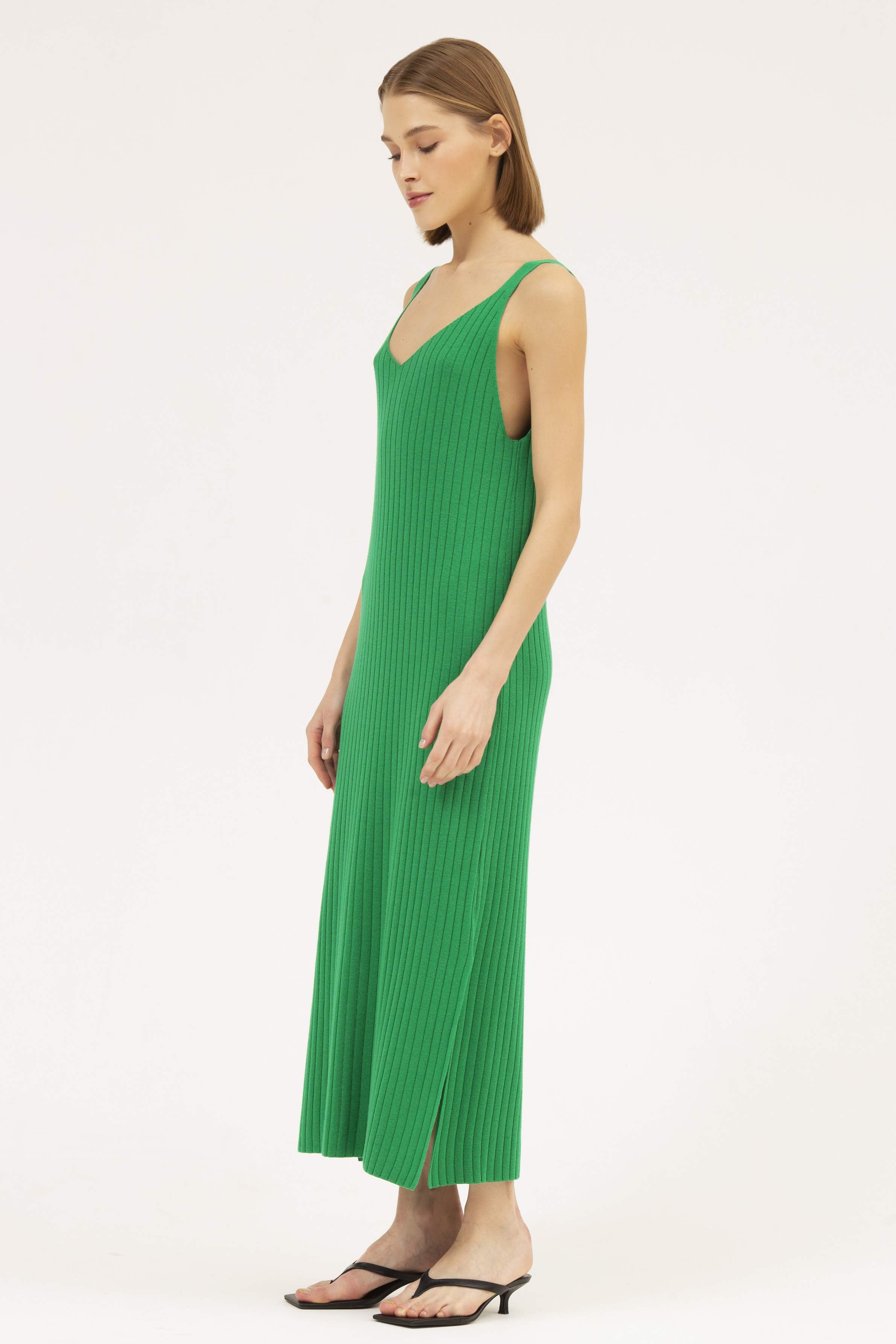INSPIRE Платье вязаное на бретелях (зеленый)