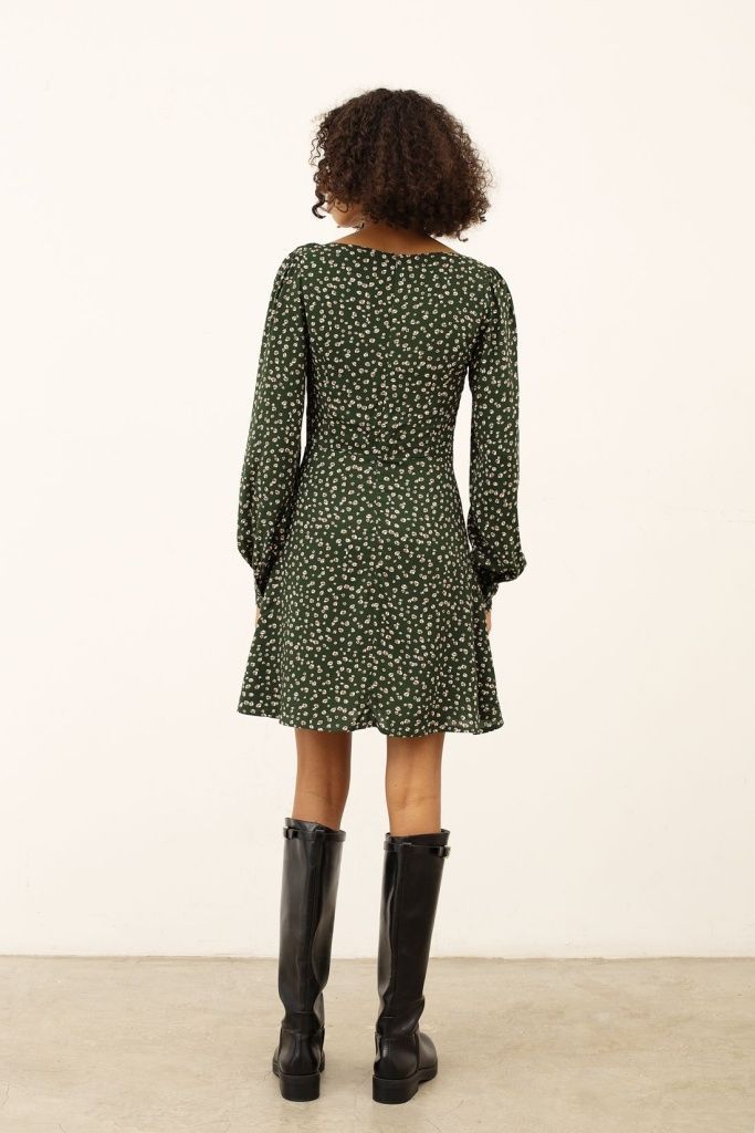 INSPIRE Платье-мини в принт с фигурным вырезом (зеленый)