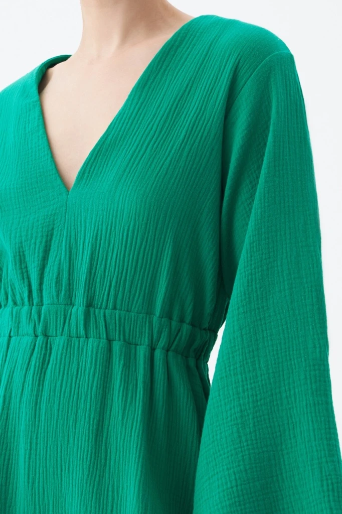INSPIRE Платье-миди из муслина с глубоким вырезом (зеленый)