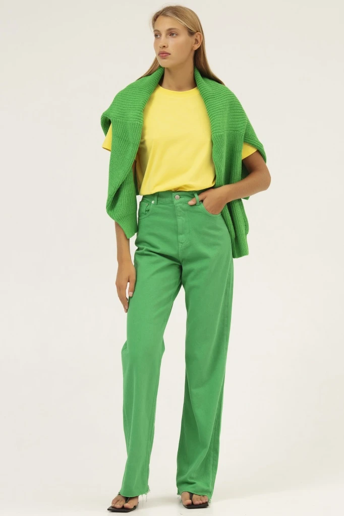 INSPIRE Брюки из твила широкого кроя (зеленый) от бренда INSPIRE GIRLS —купить в интернет-магазине модной женской одежды, обуви и аксессуаровINSPIRESHOP.RU